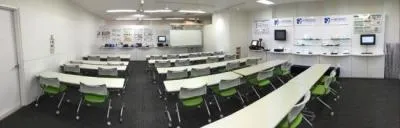 オフィス24